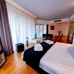 Sarroglia 4*, Bucharest Romania